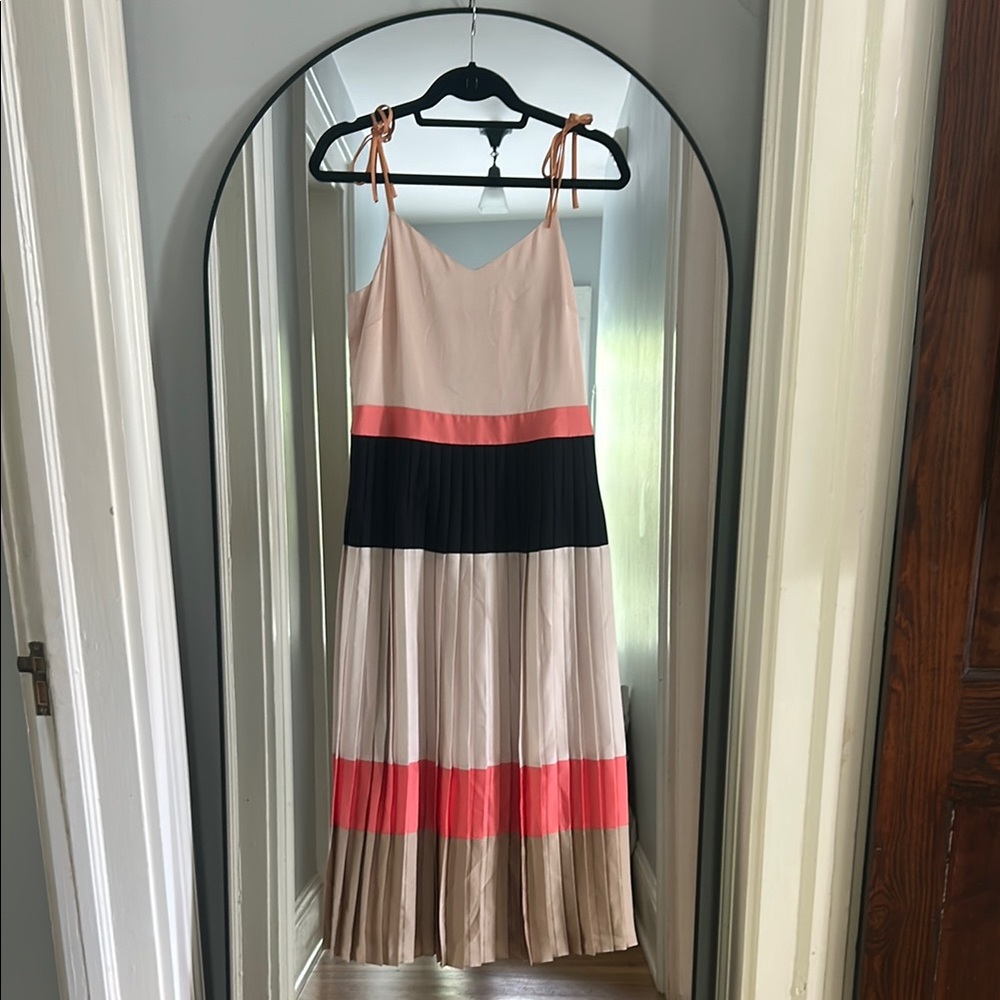 Banana Republic Cream Tan Pleated Sundress